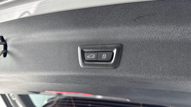 BMW iX1 150kW eDrive20 M Sport 65kWh 5dr Auto [Tech/Pro] Electric Estate